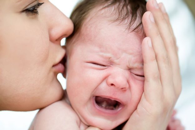 pleurs de bébé